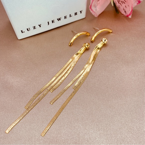 Minimalist 18K Yellow Gold Dangle Flat Tassel Jacket Earrings - Picture 4 of 15
